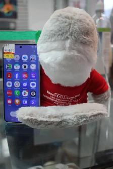 September Samsung Cellphone Sale at First Stop Swap Shop - Photo 2