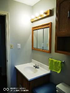 Entire 3-Bedroom House for Rent – Downtown Fort McMurray - Photo 4