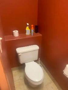 Spacious Upper-Level Commercial Unit for Lease – Brampton - Photo 6