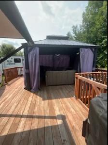 2015 Bullet Ultra Light 31’ Trailer for sale - Photo 3