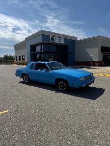 Safetied 1986 Cutlass Supreme - Photo 2