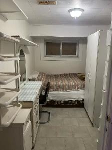 A furnished basement room all utilities included ( Hydro, Gas ,w