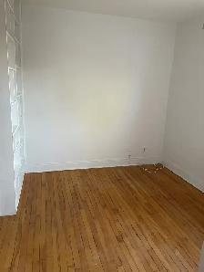 URGENT!! Beau et tranquille 1 1/2 sur le Plateau Mont-Royal!! - Photo 9