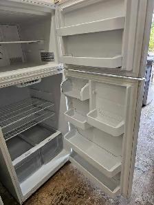 Refrigerator 200 sale - Photo 2