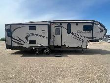 2014 Forest River Crusader 295RST, SPACIOUS, COUPLES UNIT - Photo 4