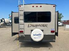 2014 Forest River Crusader 295RST, SPACIOUS, COUPLES UNIT - Photo 5