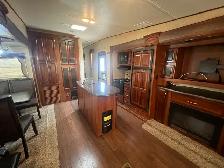 2014 Forest River Crusader 295RST, SPACIOUS, COUPLES UNIT - Photo 18