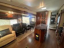 2014 Forest River Crusader 295RST, SPACIOUS, COUPLES UNIT - Photo 20