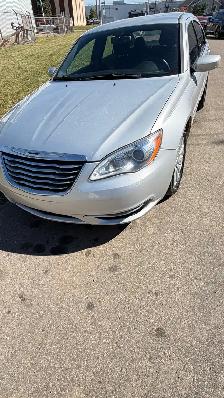 Chrysler 200