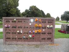 Cemetery Niche - Photo 7