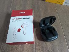 Brand New Wireless Bluetooth Headphones For Sale - Photo 8