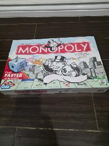 Board Game Bundle – Monopoly & Family Game Night 5-in-1 Set - Photo 2