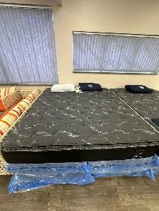KING LUXURY FLOOR MODEL FOR SALE