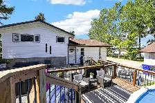 Beautiful Remodeled Oakbank Home - Photo 9