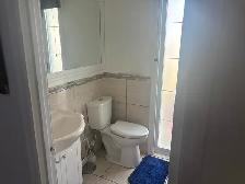 Chambre a louer dans grande maison/Room for Rent in large home - Photo 9
