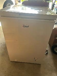 3.5 cubic foot freezer for sale - Photo 5
