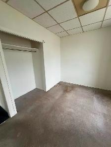 Spacious and cozy 2-bedroom main-floor home available for rent n - Photo 9