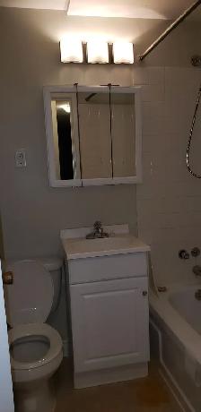 2 Bedroom Suite - Photo 4