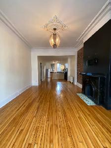 196-1 Princess St UPTOWN  3 Bedroom Heat & HW included - Photo 3