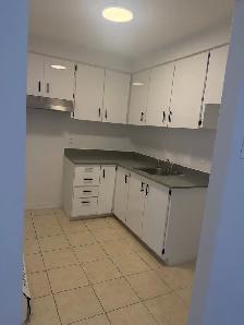 3 1/2  Laval A/C , Rénové - Photo 2