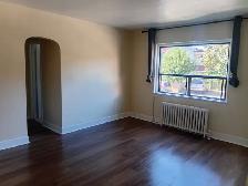 Bachelor/Studio Apt Available @ 2532 Lakeshore Blvd W, Etobicoke - Photo 4