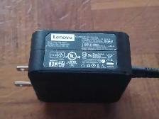 Lenovo 45W AC power supply ADL45WCC20V 2.25A - Photo 2