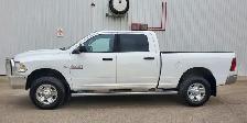 2015 Ram 3500  4x4 CUMMINS DIESEL - Photo 2