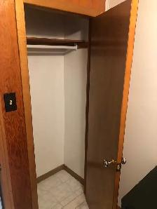 Fully Furnished McMaster Student Rooms – Move-In Ready - Photo 3