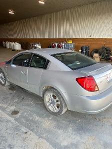 2004 Saturn Ion - Photo 3