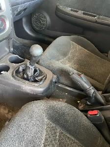 2004 Saturn Ion - Photo 5