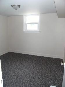 One bedroom, plus den, apartment in South-end. - Photo 5