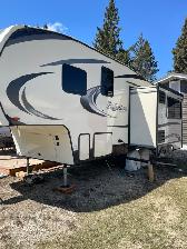 For Sale: 5th Wheel RV & Lot for Sale at Clear Lake, MB.