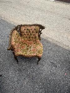 Free delivery used Vintage Ornate Accent Chairs (Set of 2) - Photo 7
