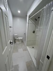 2B1B Basement Apartment with Separate Entrance – Newly Renovated - Photo 5