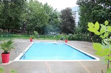 Condo de Luxe 3 1/2 830p.ca, MEUBLÉ à louer, 1399 charge$ - Photo 2