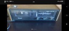 Radio-réveil à bascule Concerto RD-105
