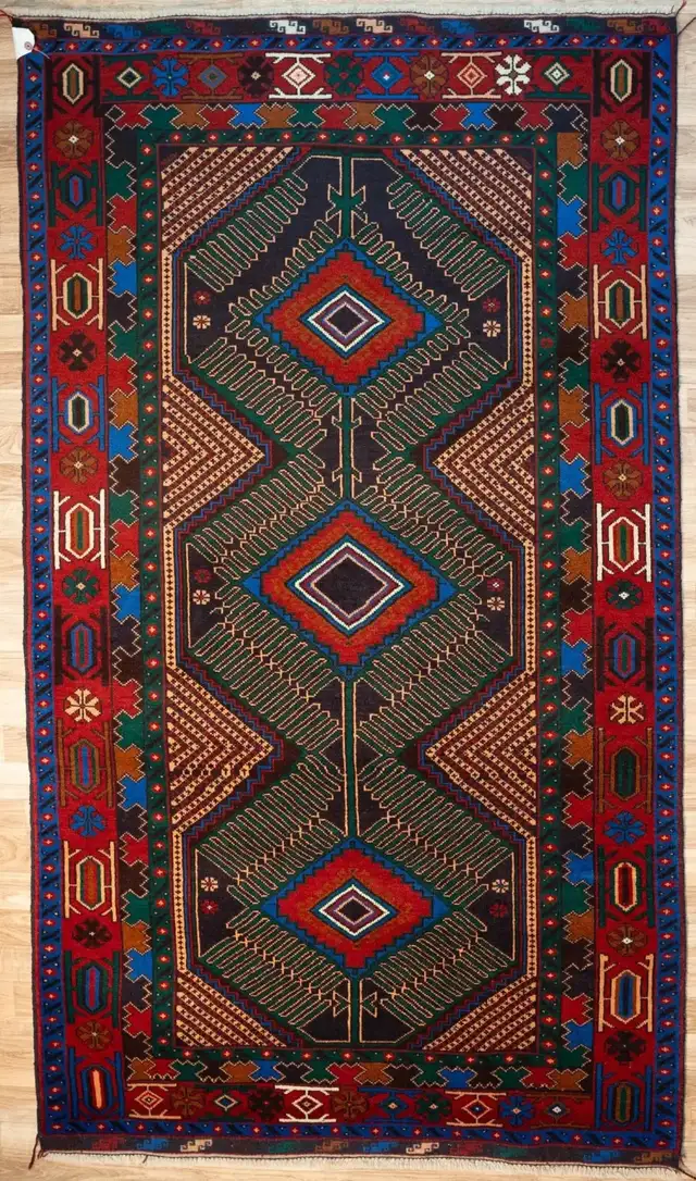 HANDKNOTTED BALUCH WOOL RUG 3.7FT x 6.4FT (80)