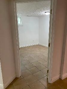 2 bedrooms Basement apartment for rent shared $700 per a room - Photo 4