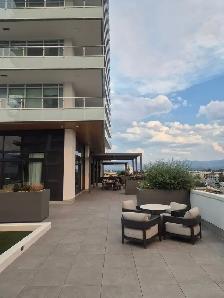 Downtown Luxury Apartment for Rent - Photo 7