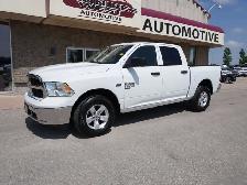 2023 Dodge RAM 1500 SLT 4x4 - 5.7 HEMI - Photo 4