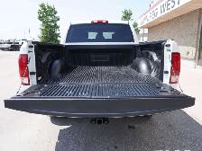 2023 Dodge RAM 1500 SLT 4x4 - 5.7 HEMI - Photo 14