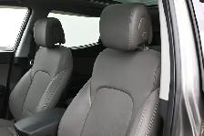 2018 Hyundai Santa Fe Luxury Leather, Heated Seats, Sunroof, One - Photo 4