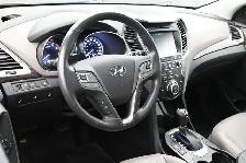 2018 Hyundai Santa Fe Luxury Leather, Heated Seats, Sunroof, One - Photo 5
