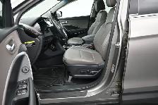 2018 Hyundai Santa Fe Luxury Leather, Heated Seats, Sunroof, One - Photo 16
