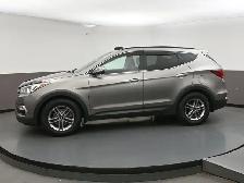2018 Hyundai Santa Fe Luxury Leather, Heated Seats, Sunroof, One - Photo 33