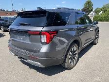 2025 Ford Explorer Platinum 4WD - Photo 3