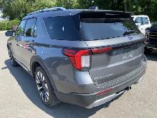 2025 Ford Explorer Platinum 4WD - Photo 5