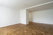 one bedroom, Avenue and Oriole Parkway - ID 4026 - Photo 11