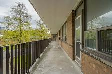one bedroom, Avenue and Oriole Parkway - ID 4026 - Photo 16
