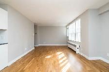 Renovated bachelor, Tyndall Ave and King St - ID 178 - Photo 7